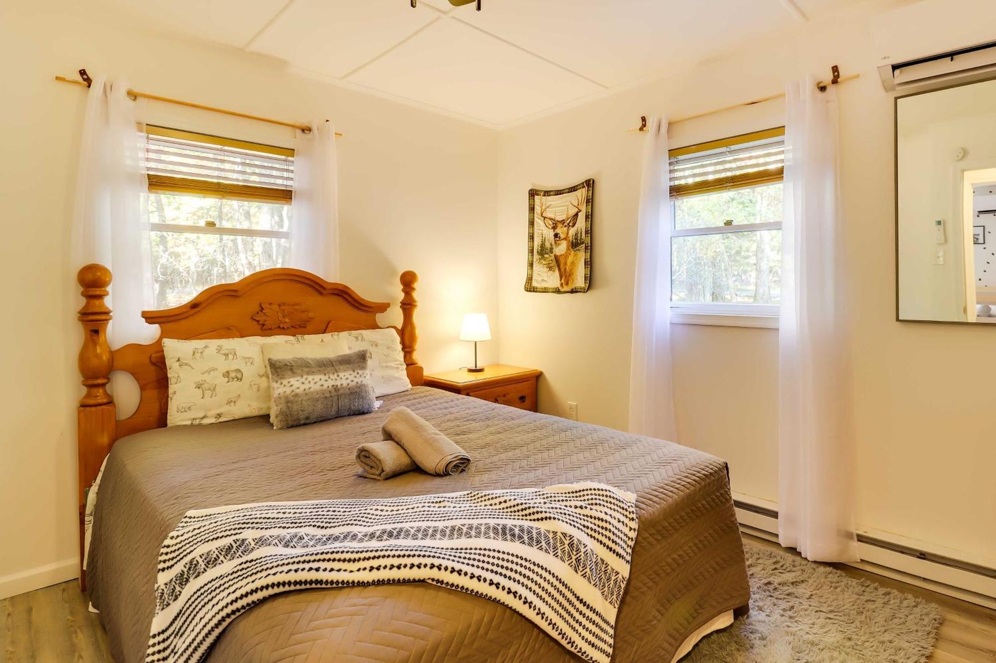 Poconos Ski Retreat With Sauna, Hot Tub, And Game Room Lake Harmony Eksteriør bilde